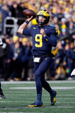 J J McCarthy Signed Michigan Wolverines Jersey (Beckett) Vikings #1 Quarterback