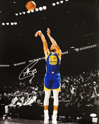 STEPHEN CURRY AUTOGRAPHED 16X20 PHOTO WARRIORS SHOOTING SPOTLIGHT JSA 216031