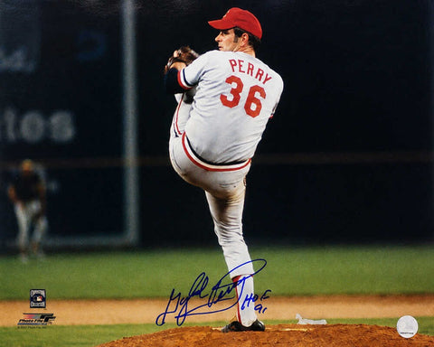 Gaylord Perry Signed Indians Wind Up Pitching Action 16x20 Photo w/HOF -(SS COA)