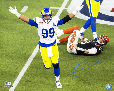 AARON DONALD AUTOGRAPHED 16X20 PHOTO RAMS SB LVI 56 LAST PLAY BECKETT 224855