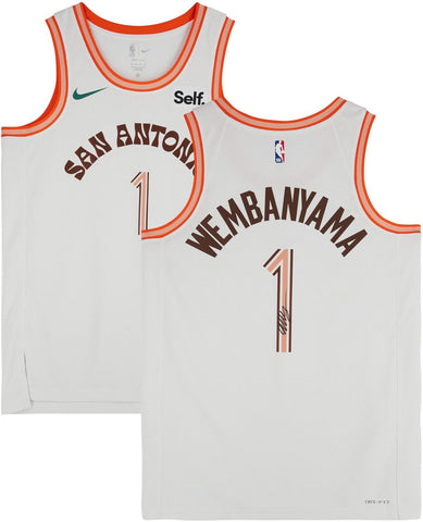 Autographed Victor Wembanyama Spurs Jersey Fanatics Authentic COA Item#13281425