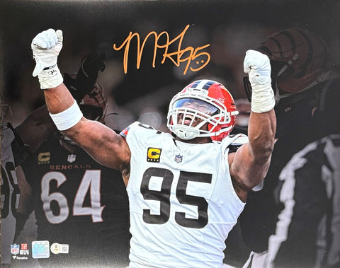 Myles Garrett Autographed Cleveland Browns 16x20 Photo Sack Record Beckett COA