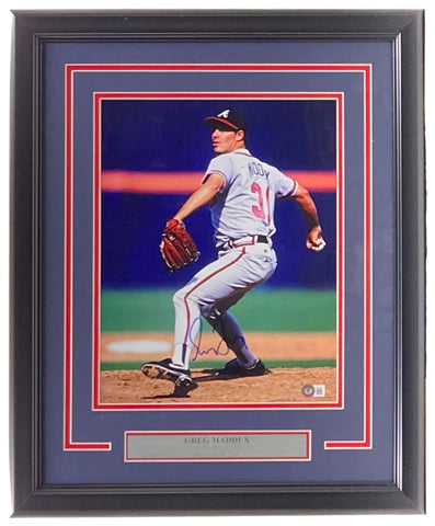 Greg Maddux Signed Framed 11x14 Atlanta Braves Photo BAS