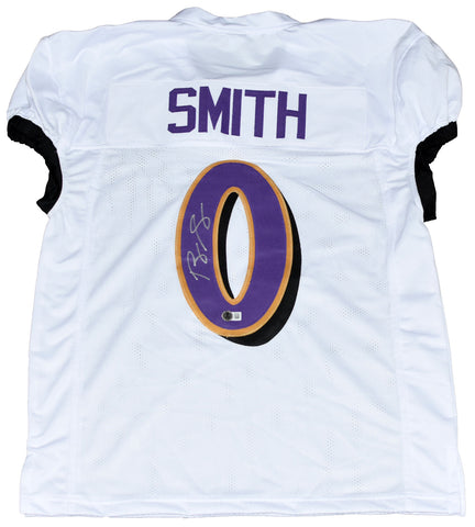 ROQUAN SMITH AUTOGRAPHED BALTIMORE RAVENS #0 WHITE GAME CUT JERSEY BECKETT