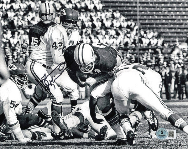 Johnny Robinson Autographed 8x10 Photo Kansas City Chiefs Beckett QR #BS31981