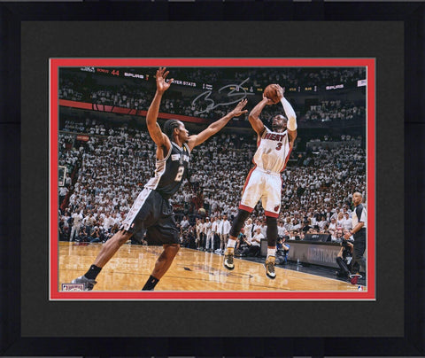 Frmd Dwyane Wade Miami Heat Signed 16" x 20" 2013 NBA Finals Shot vs Spurs Photo