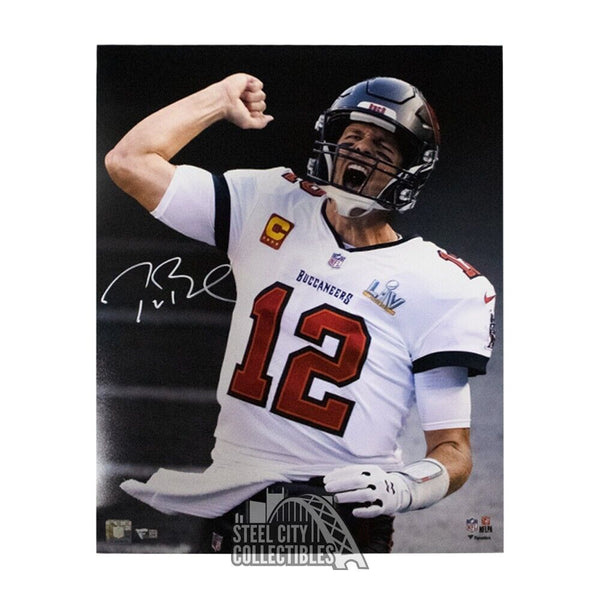 Tom Brady Autographed Tampa Bay 16x20 Photo - Fanatics (Fist Pump)