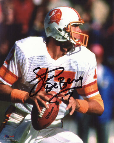 Steve DeBerg Signed Buccaneers Dropback Action 8x10 Photo -(SCHWARTZ SPORTS COA)