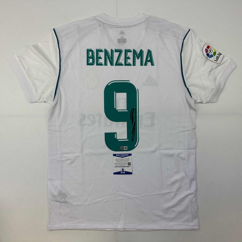 Autographed/Signed Karim Benzema Real Madrid 17-18 White Jersey Beckett BAS COA