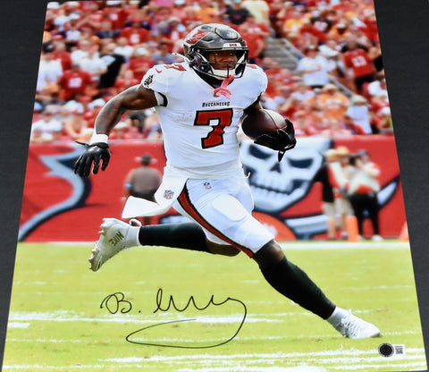 BUCKY IRVING AUTOGRAPHED TAMPA BAY BUCCANEERS 16x20 PHOTO BECKETT
