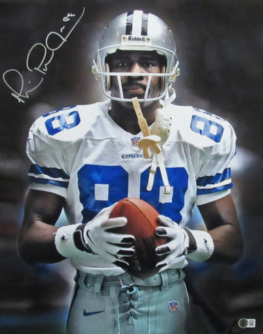Michael Irvin HOF Autographed Dallas Cowboys 16x20 Photo Beckett BA200783