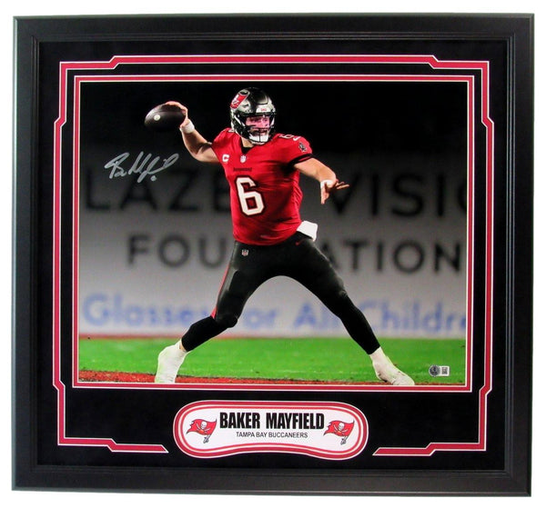 Baker Mayfield Buccaneers Signed/Auto 16x20 Photo Framed Beckett 200965