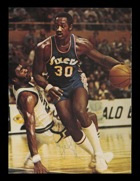 George McGinnis Autographed 8x11 Magazine Photo Philadelphia 76ers SKU #237816