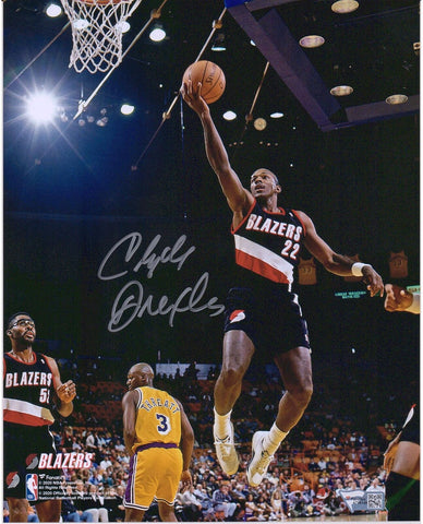 Clyde Drexler Portland Trail Blazers Signed 8x10 Lay Up vs. Lakers Photograph