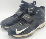 Walter Jones Autographed Pair of Game Used Nike Zoom Air Cleats Beckett