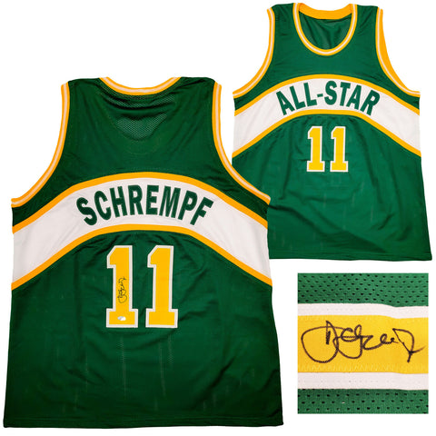 SEATTLE SUPERSONICS DETLEF SCHREMPF AUTOGRAPHED GREEN JERSEY MCS HOLO 202421