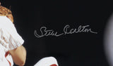 Steve Carlton Signed Philadelphia Phillies Unframed 16x20 MLB Pitching Photo