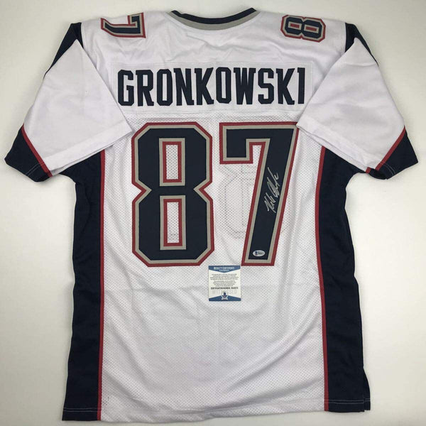 Autographed/Signed ROB GRONKOWSKI New England White Football Jersey Beckett COA