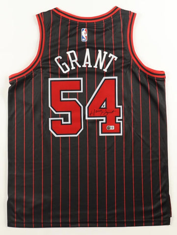 Horace Grant Signed Chicago Bulls Nike Air Jordan Jersey (Beckett) 4xNBA Champ