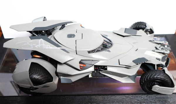 Ben Affleck Autographed Batman v Superman 1:18 Scale Die-Cast Elite Batmobile