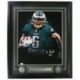 DeVonta Smith Signed Framed 16x20 Philadelphia Photo JSA 41332
