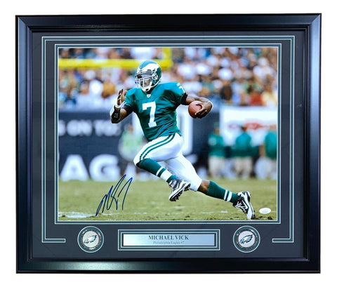 Michael Vick Signed Framed 16x20 Philadelphia Eagles Kelly Green Photo JSA