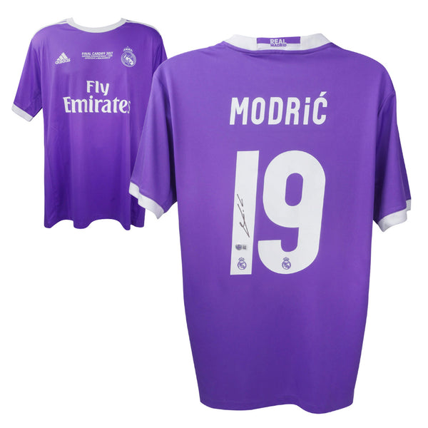 Luka Modric Signed Real Madrid FC UCL Final Soccer Jersey #19 with Beckett COA