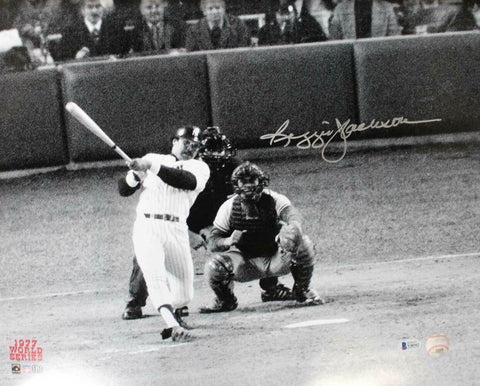 Reggie Jackson Autographed/Signed New York Yankees 16x20 Photo BAS 30487