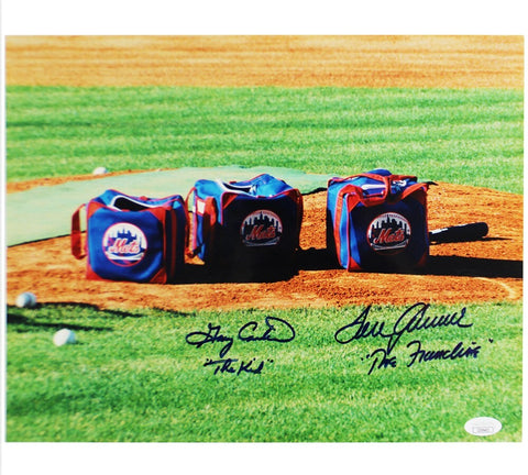 Gary Carter & Tom Seaver Signed New York Mets Unframed 11x14 MLB Photo - 2 Insc