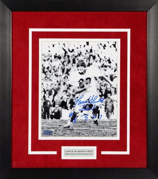 LANCE ALWORTH SIGNED ARKANSAS RAZORBACKS 8x10 FRAMED PHOTO COA