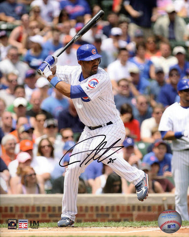 Derrek Lee Signed Cubs White Jersey Batting 8x10 Photo - (SCHWARTZ SPORTS COA)