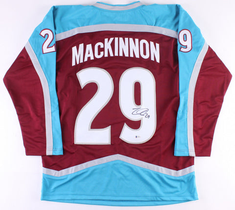 Nathan MacKinnon Signed Avalanche Jersey (Beckett) 1st Overall Pick 2013 Draft