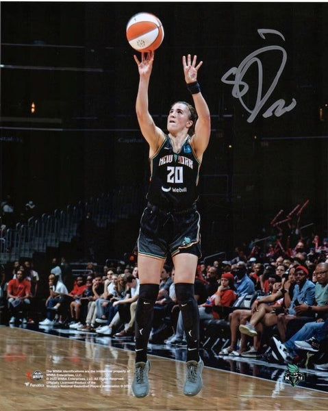 Liberty Sabrina Ionescu Autographed 8x10 Shooting Photo - Fanatics