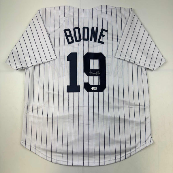 Autographed/Signed Aaron Boone New York Pinstripe Baseball Jersey Beckett COA