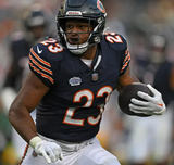 Roschon Johnson Signed Chicago Bears Jersey (Beckett) 2023 Draft Pk / U of Texas