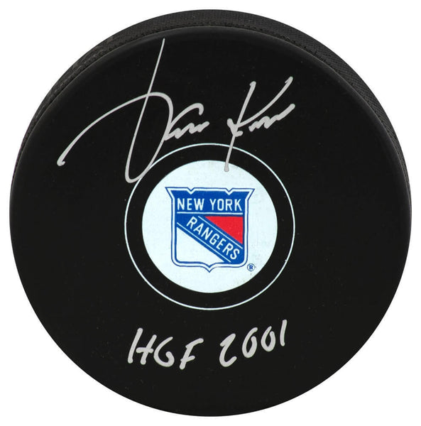 Jari Kurri Signed New York Rangers Logo Hockey Puck w/HOF'01 - (SCHWARTZ COA)