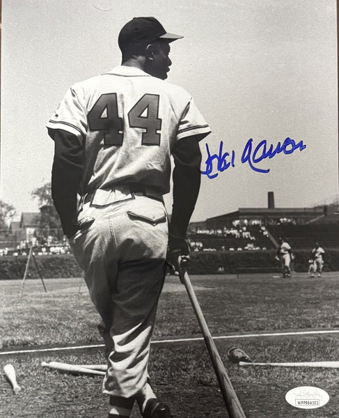Braves Henry HANK AARON Signed 8x10 AUTO Photo #1 AUTO ~ HOF '82 1957 MVP - JSA
