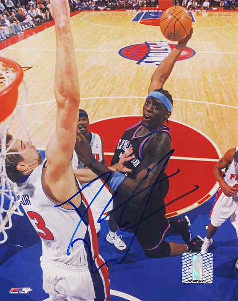 Darius Miles Signed Cleveland Cavaliers Action vs Pistons 8x10 Photo - (SS COA)