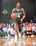 MIlw. Bucks SIDNEY MONCRIEF Signed 16x20 Photo #2 AUTO - 5 x All Star Retired #