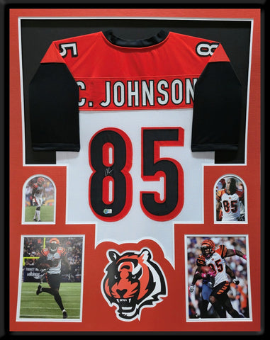 FRAMED CINCINNATI BENGALS CHAD JOHNSON AUTOGRAPHED JERSEY BECKETT HOLO