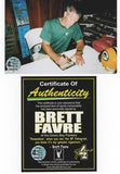 Packers BRETT FAVRE Signed Mar 17th, 2008 Sports Illustrated Magazine SI AUTO