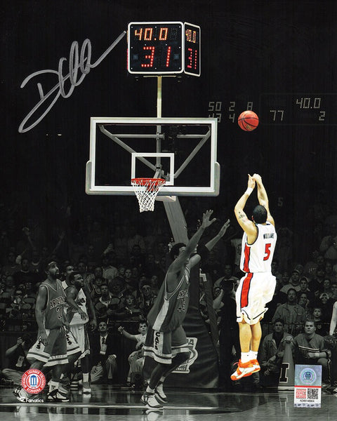 Deron Williams Signed Illinois 2005 NCAA Shot vs Arizona 8x10 Photo - (SS COA)