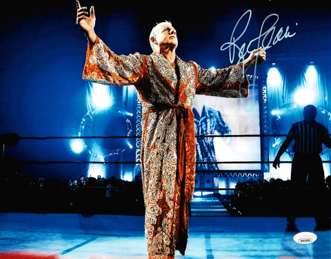 RIC FLAIR AUTOGRAPHED SIGNED 11X14 PHOTO JSA STOCK #203598