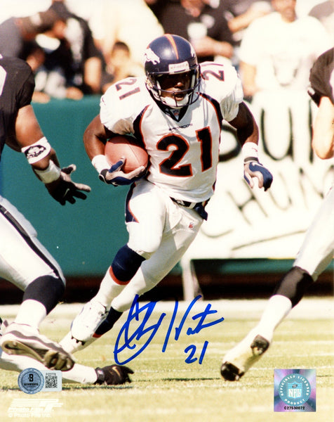 Chris Watson Autographed/Signed Denver Broncos 8x10 Photo Beckett 57620