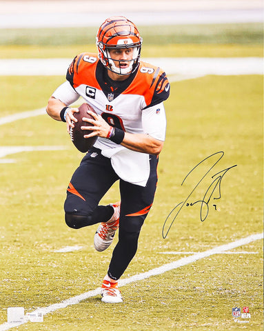 JOE BURROW AUTOGRAPHED 16X20 PHOTO CINCINNATI BENGALS FANATICS HOLO 215680