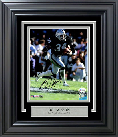 BO JACKSON AUTOGRAPHED FRAMED 8X10 PHOTO OAKLAND RAIDERS BECKETT BAS 200383