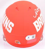 Nick Chubb Autographed Cleveland Browns Amp Speed Mini Helmet-Beckett W Hologram