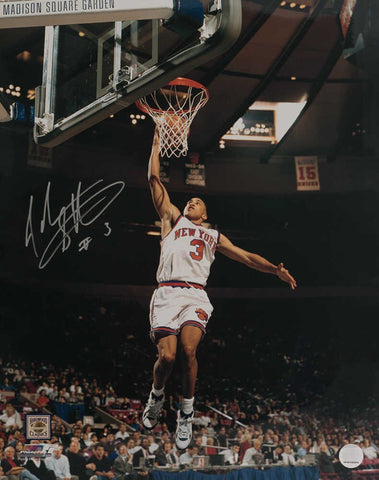 John Starks Signed NY Knicks White Jersey Action 16x20 Photo - (SCHWARTZ COA)