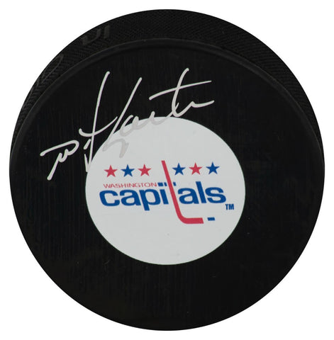 Mike Gartner Signed Washington Capitals Medium Logo Hockey Puck - (SCHWARTZ COA)