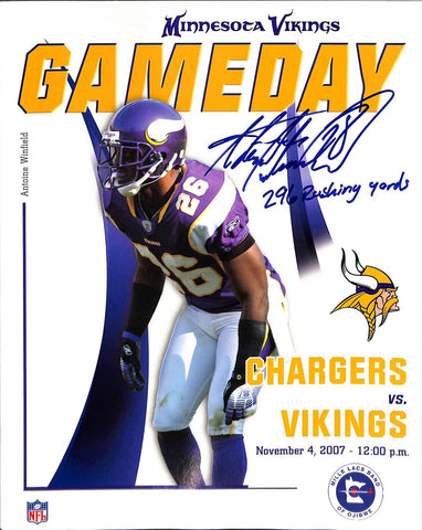 Adrian Peterson Autographed Minnesota Vikings Magazine Beckett 43099